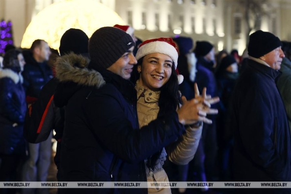 Как прошла новогодняя ночь в Бресте. Фоторепортаж Как прошла новогодняя ночь в Бресте. Фоторепортаж